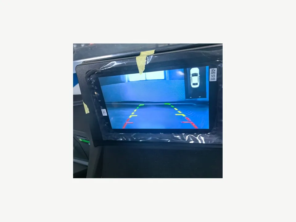 Benny golf cart reverse camera display detail